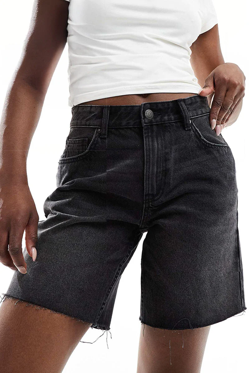 Katchme Mid-Rise Tassel Hem Baggy Denim Shorts - Image 2