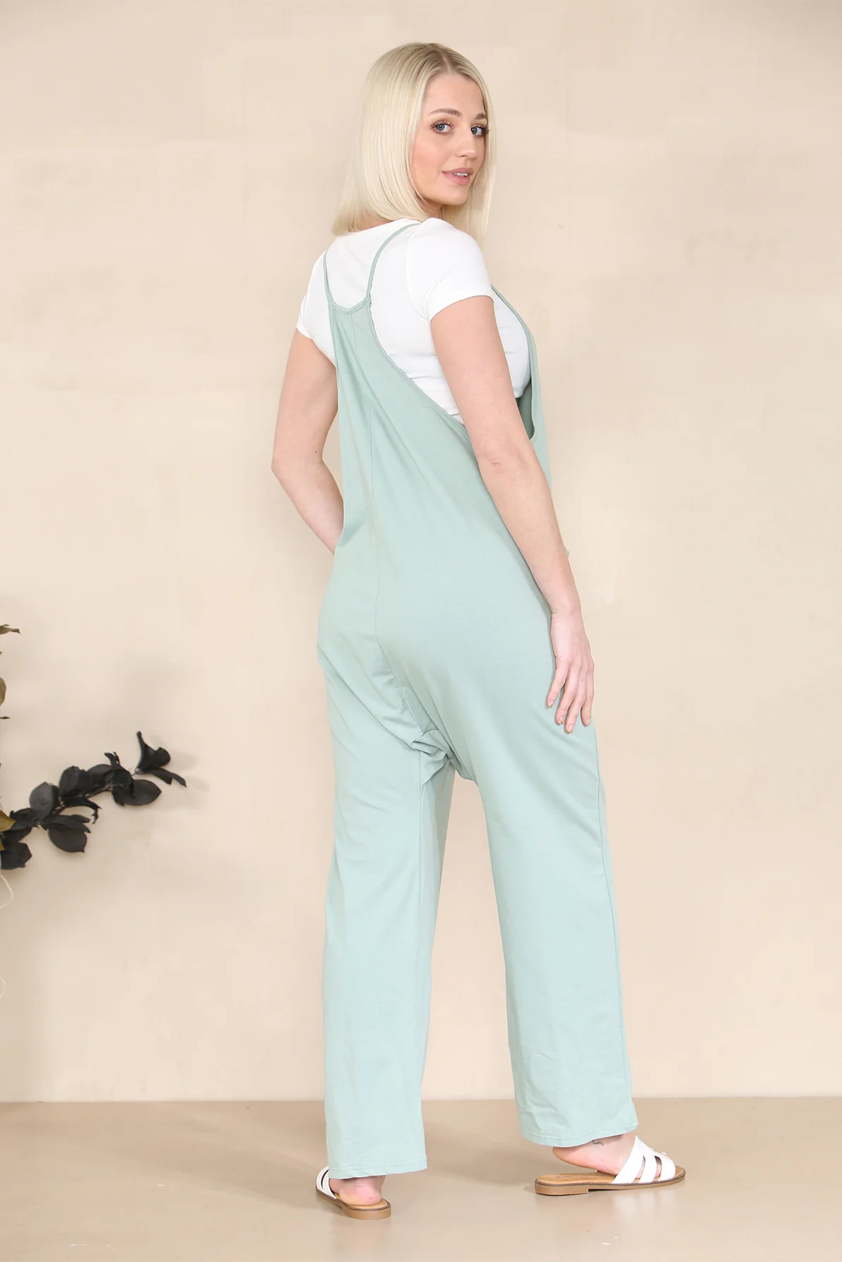 KATCH ME Solid Color Thin Strap Pocket Sleeveless Wide Leg Baggy Jumpsuit - Image 4